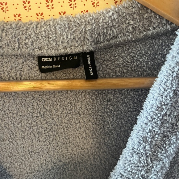 ASOS Design Fluffy Boucle Blue Button-Up Cardigan US Size 8 - Picture 4 of 5